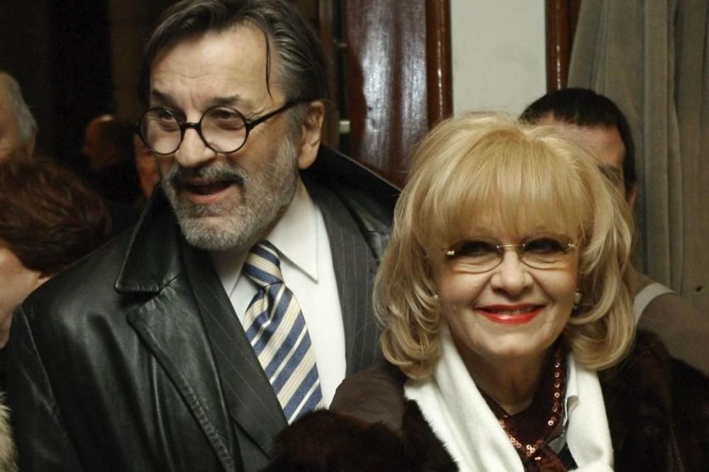 Krenuće vam suze kada čujete šta su Dragan Nikolić i Milena Dravić uradili za bolesnog dečaka (FOTO)