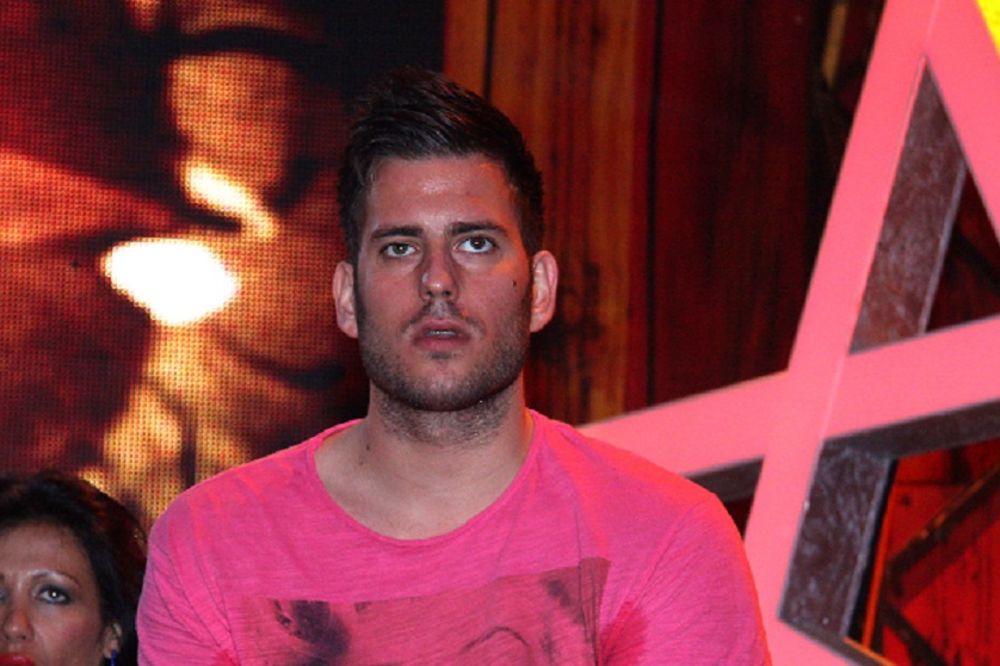 Zašto je Željko napustio Parove? Moraće da plati 20.000 evra kaznu!