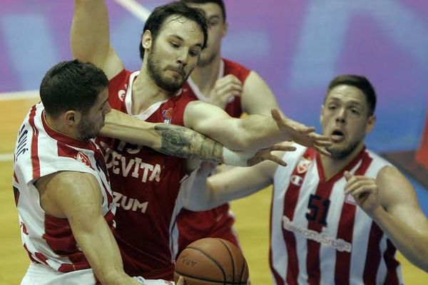Pogledajte sa terena napade koji su Zvezdu spasili poraza od Cedevite! (VIDEO)