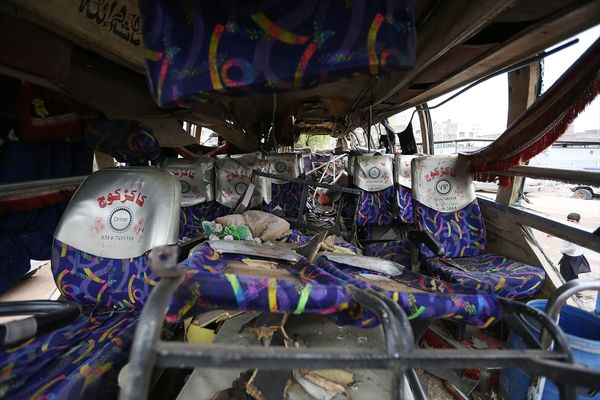 U bombaškom napadu poginulo 15, ranjeno 25 osoba! (FOTO)