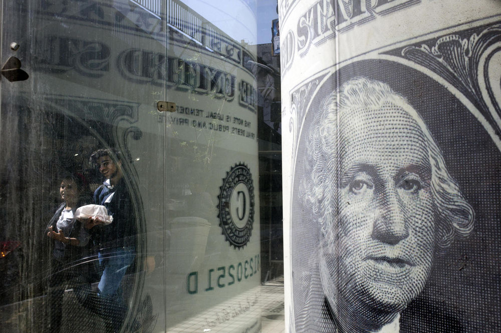 Beskućnik pomogao policiji, dobio nagradu od 100.000 dolara! (FOTO)