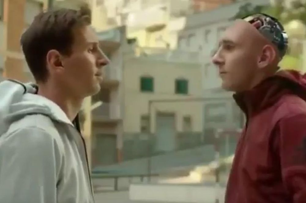 Dok Ronaldo snima svoje telo u reklamama, Mesi ima robota dvojnika! (VIDEO)