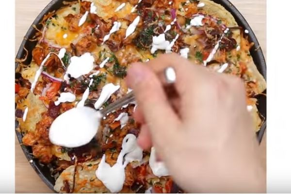 Spremno za pola sata: Najukusniji naćosi na svetu (RECEPT) (VIDEO)