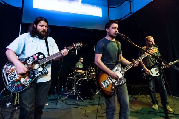 Koncertna promocija novih pesama benda Nežni Dalibor u DOB-u (VIDEO)