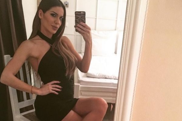 Znate da plivate? U dekolteu Marine Visković možete da se udavite! (FOTO)