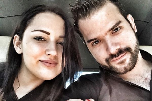 Ona je mrzi, on obožava! Kako li je Aleksandra pristala da sa njom proslavi veridbu za Breninog sina?