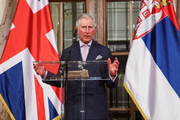 Priča srpski bolje od Karađorđevića: Koga je sve princ Čarls oduševio na prijemu u Skupštini! (VIDEO) (FOTO)