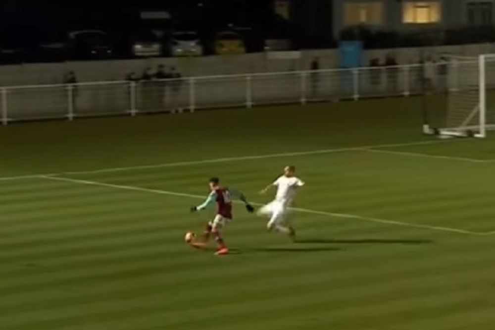 Besni pit-bul: Martin Škrtel se iživljavao nad decom na meču sa Vest Hemom U21! (VIDEO)