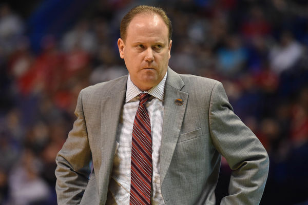 Zašto nam neki ljudi izgledaju kao smradovi? (GIF)