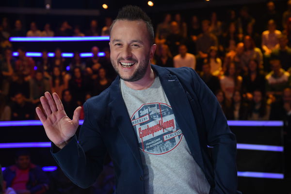 Ivan Ivanović prvo surovo našamarao Karleušu, a onda dobio udarac koji će pamtiti do kraja života!