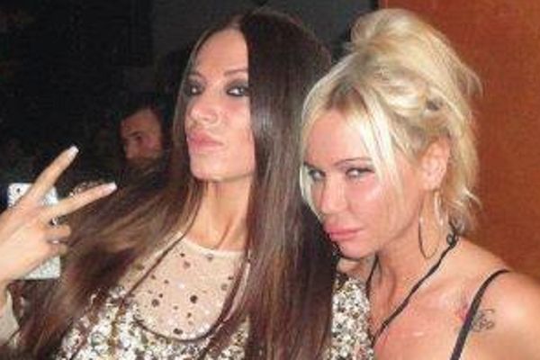 Šta li to znači? Kraljica elitne prostitucije ugostila Soraju i Tamaru Đurić na žurci! (FOTO)