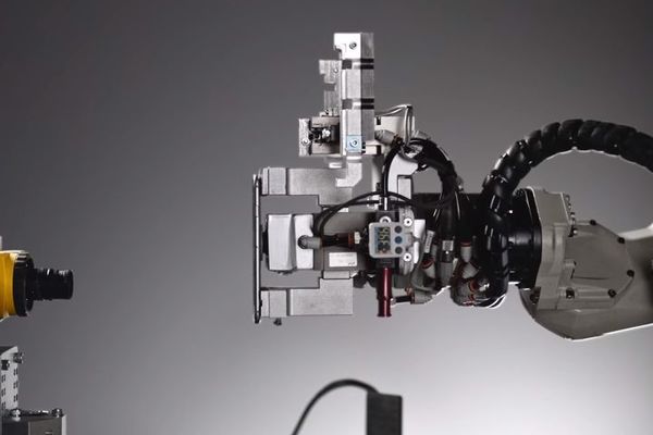 Produžite jabukom život svom ajfonu! (VIDEO)