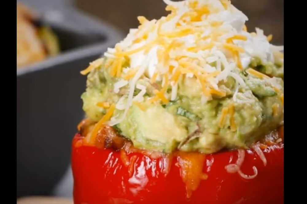Volite punjene paprike? Ovakve još uvek niste probali (RECEPT) (VIDEO)