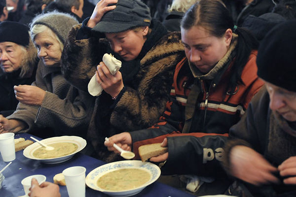 Tuga: Više od 19 miliona Rusa živi ispod granice siromaštva! (FOTO)