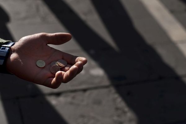 Italijanski gradić odlučio: Ko daje prosjacima, platiće kaznu! (FOTO)