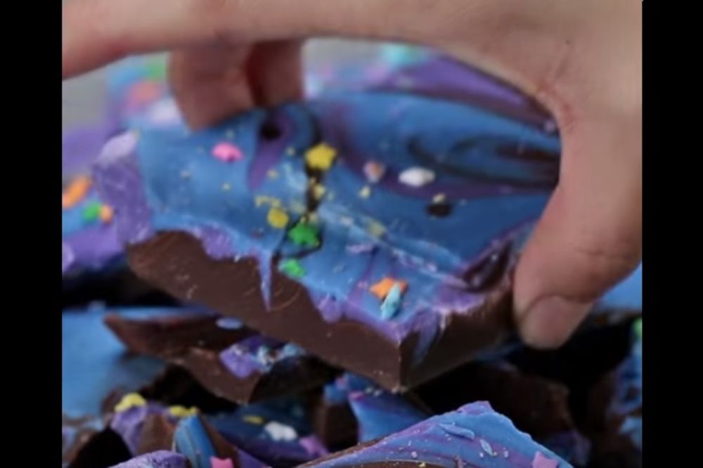 Savršena galaksi čokolada kod kuće? Da, moguće je! (RECEPT) (VIDEO)