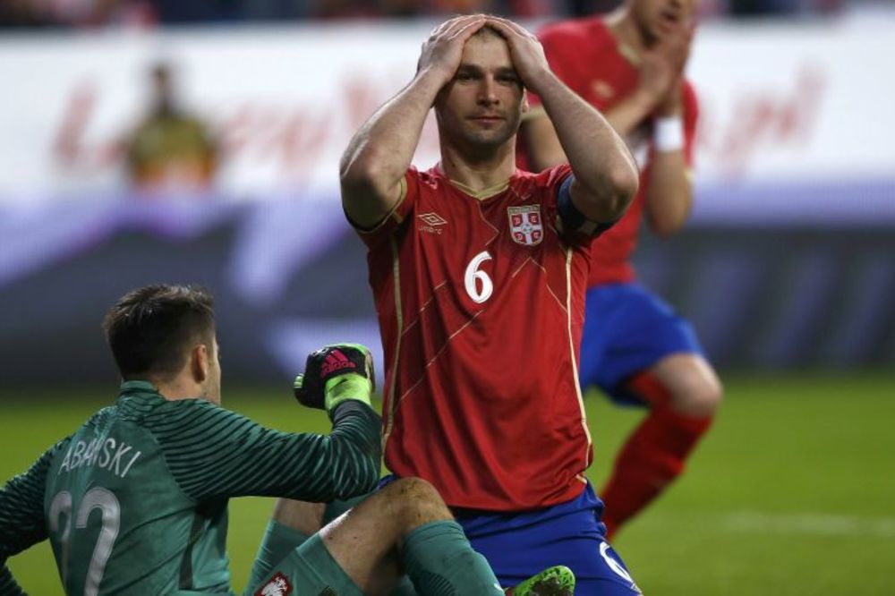 Bane Ivanović priznaje: Ovo samo bek može da promaši! (VIDEO)