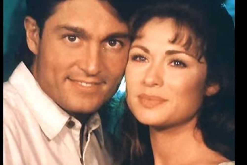 Sećate li se nje? Evo kako danas izleda nekadašnja mega zvezda Esmeralda! (FOTO)