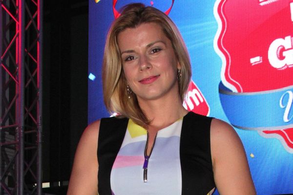 Napokon prebolela glumca: Nataša Miljković zaljubljena od ušiju! (FOTO)