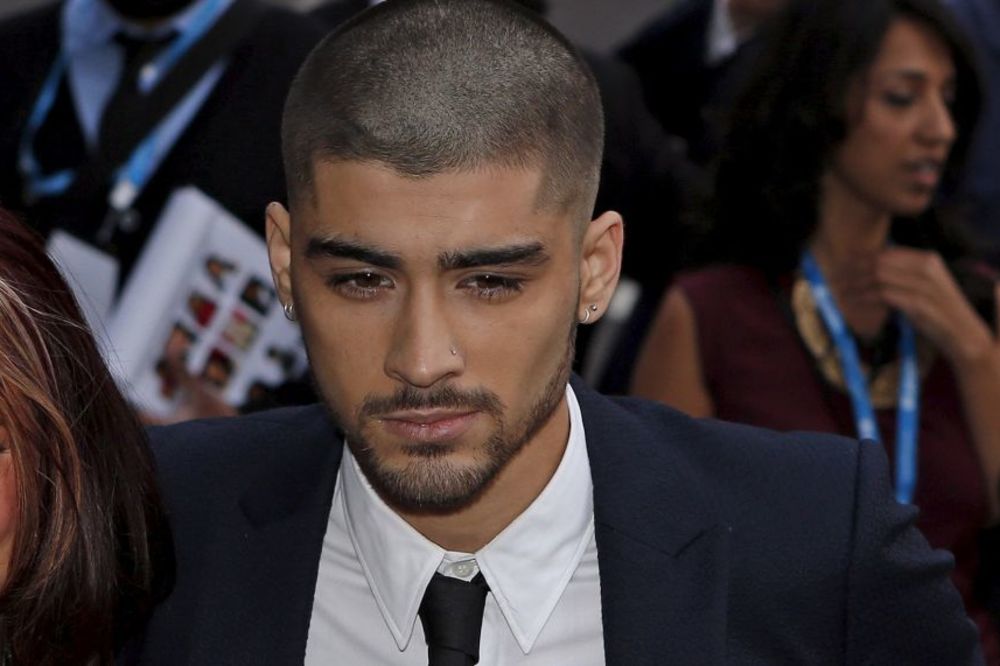 Ženski deo zemlje u šoku! Zejn Malik se pojavio bez ludačke tetovaže (FOTO)