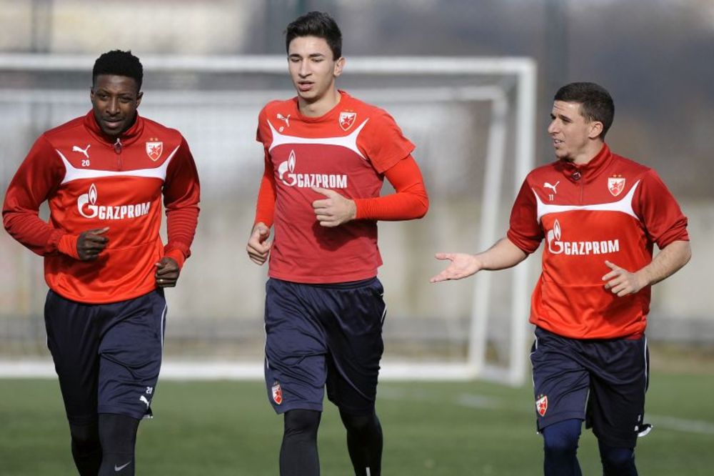 Treniraće ga sin legende Liverpula: Bivši fudbaler Zvezde pronašao novi klub! (FOTO)