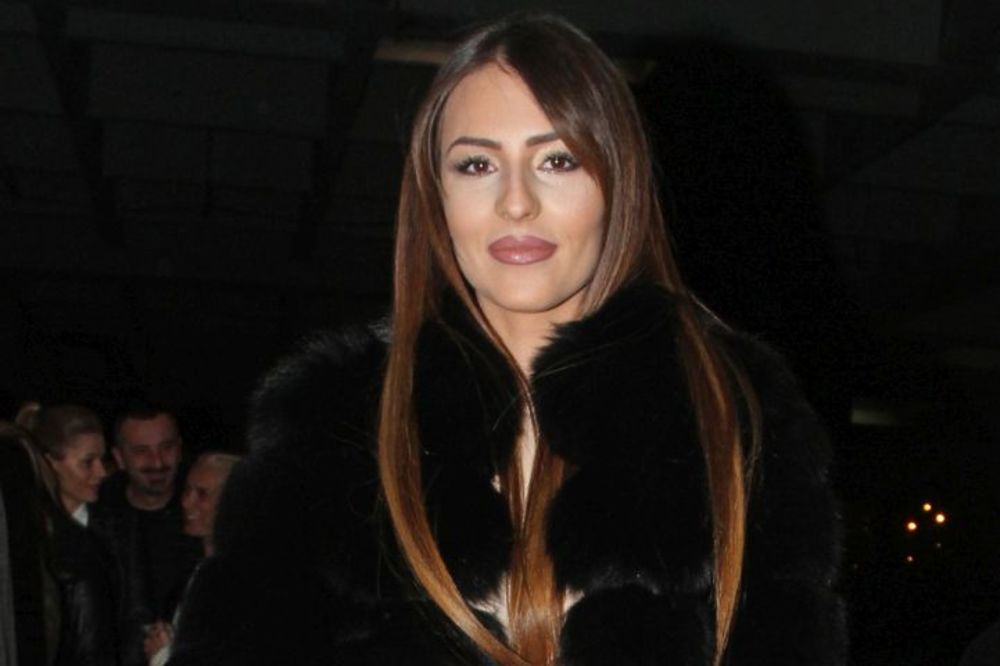 Nije bila tako lepa! 3 fotke koje dokazuju da se Anastasija sređivala kod hirurga! (FOTO)