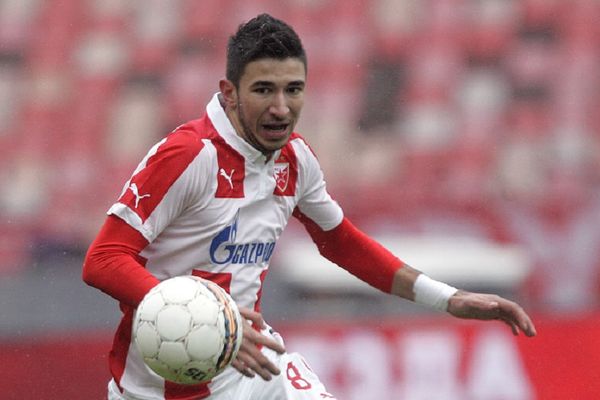 Crvena zvezda o 1700 evra: Fabrikovanim aferama i tračevima pokušavaju da nas destabilizuju! (FOTO)