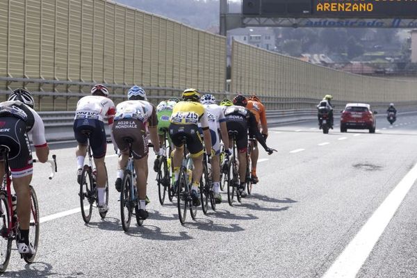 Nova tragedija u Belgiji: Biciklista preminuo posle sudara sa motociklistom na trci! (FOTO)