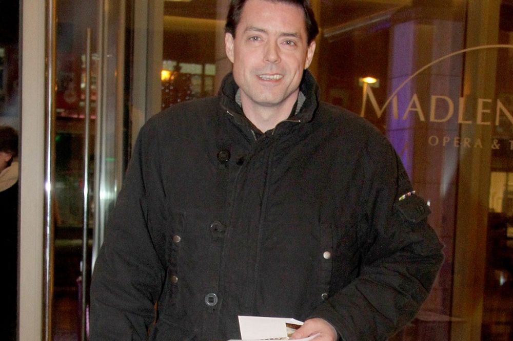 Znate ga kao šmekera iz Lajanja na zvezde, ali o njegovoj borbi sa drogom sigurno niste čitali! (FOTO)