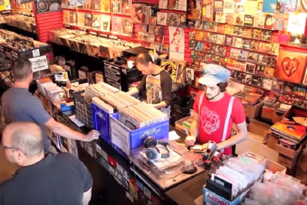 Za sve gramofondžije! Svetski dan vinilnih ploča 16. aprila na Cvetnom Trgu! (FOTO)