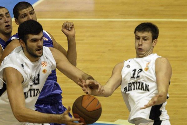 I Grobari će biti iznenađeni kada čuju koji igrač Partizana je iznenadio Novicu Ubicu!