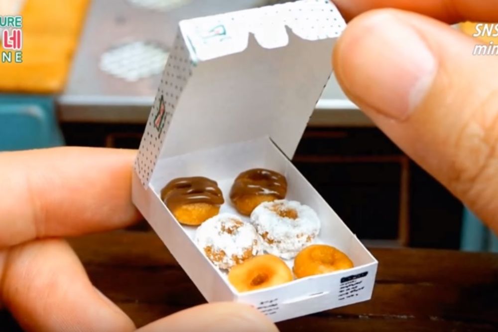 Najmanje krofnice koje ste u životu videli. Prste da poližeš (VIDEO)