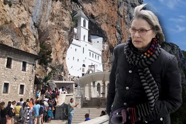 Nataša Kandić se krstila pod Ostrogom. Pop: Što je ova muka, ljudi?