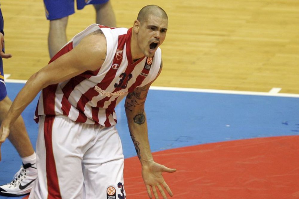 Zakucao i pokvario sat: Cirbes zaustavio vreme u Areni! (FOTO) (VIDEO)