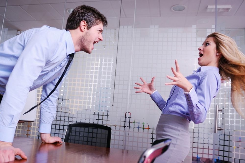 Danas bolje da ne komentarišete naređenja koja dobijete od svog šefa (GIF)