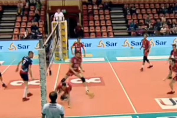 Da te nije to NIkola Grbić naučio? Fenomenalno kuvanje srpskog reprezentativca! (VIDEO)