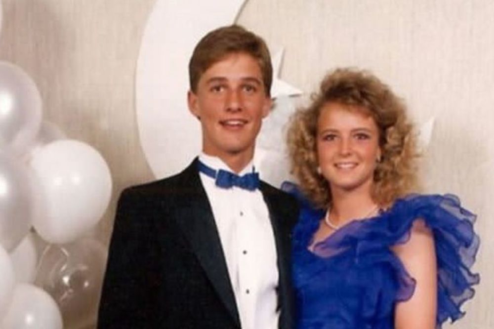 Vrištaćete od smeha kada vidite kako su ovih 14 najpoznatijih svetskih zvezda izgledale na maturskoj večeri! (FOTO)