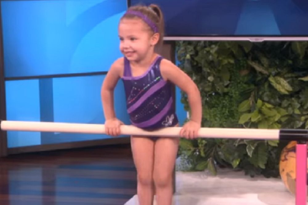 Klinka pokidala: Kad vidite kakve trikove izvodi, ostaćete bez teksta! (VIDEO)