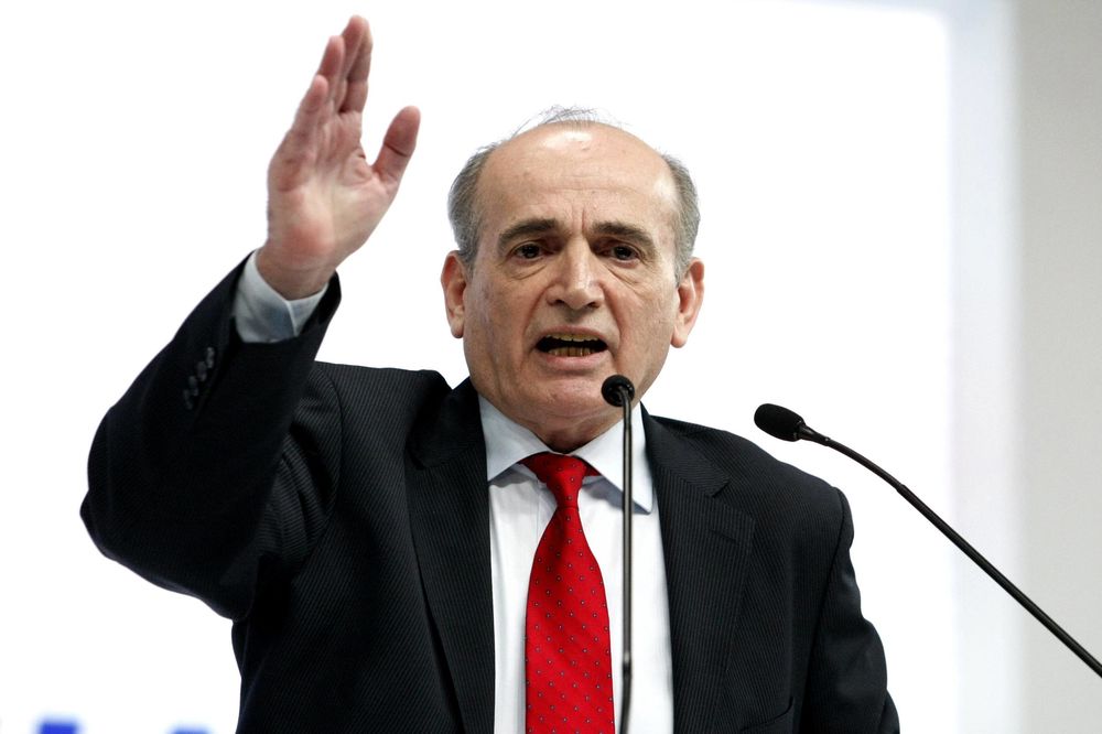 Krenuli su da plaše narod: Ako Vučić izgubi, zaboravite na penzije! (FOTO)