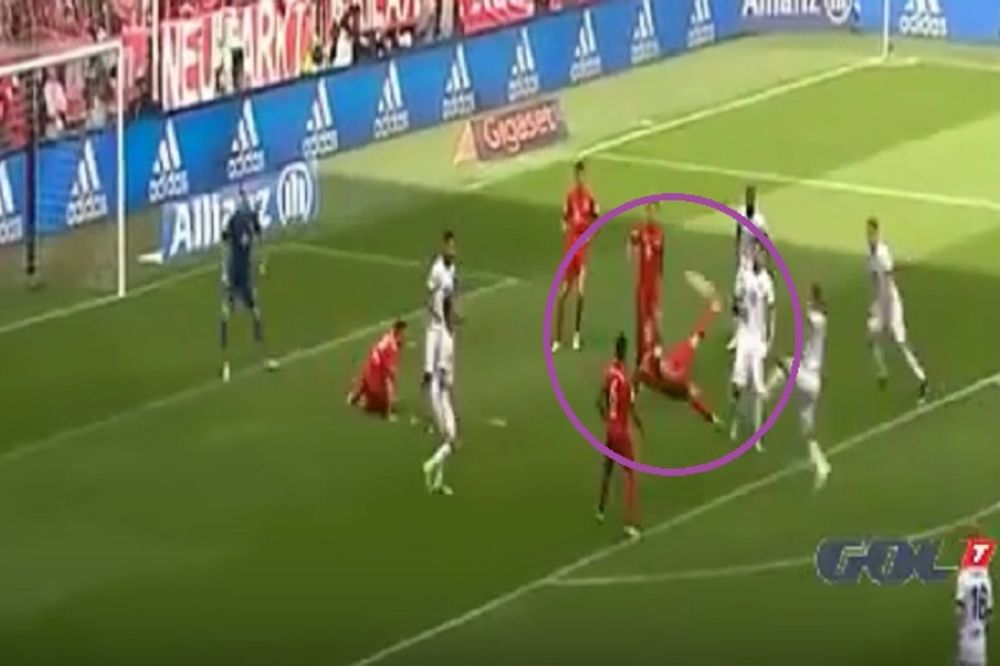 Fantastične makazice Riberija sa 16 metara obeležile dan u svetu fudbala! (VIDEO)