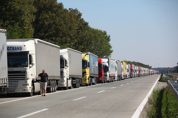 Priština odustala od ukidanja blokade granice, u toku hitan sastanak zbog kršenja dogovora