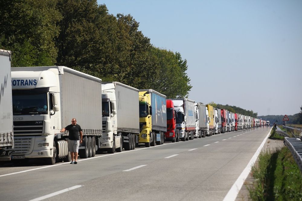 Priština odustala od ukidanja blokade granice, u toku hitan sastanak zbog kršenja dogovora