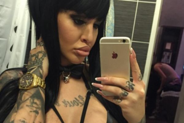 Kakvo iznenađenje! Pogledajte kako Anđela Veštica izgleda bez šminke! (FOTO)