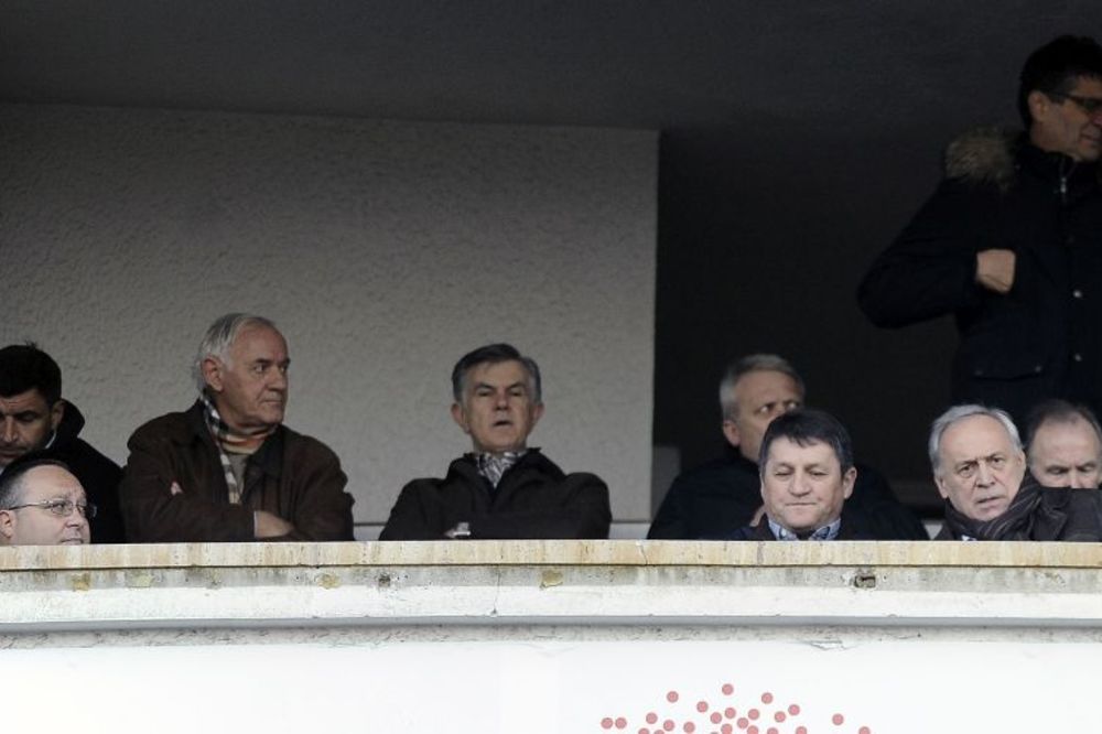 Partizan pita Đurića: Ako imaš 36 potpisa, zašto ih ne iskoristiš već u utorak!