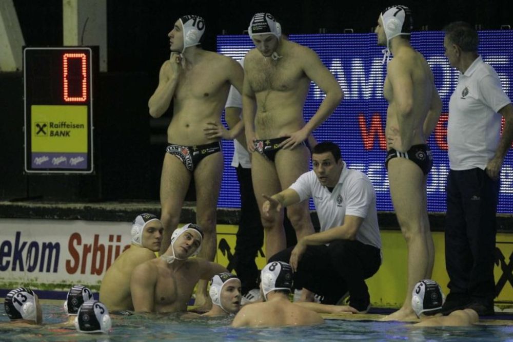 Vaterpolistima Partizana 680.000 dinara od Grobara!