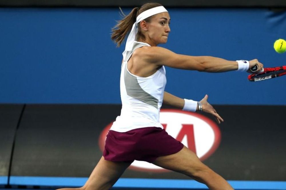 Krunićeva namučila Stosur, ali je Australijanka iskusnija!