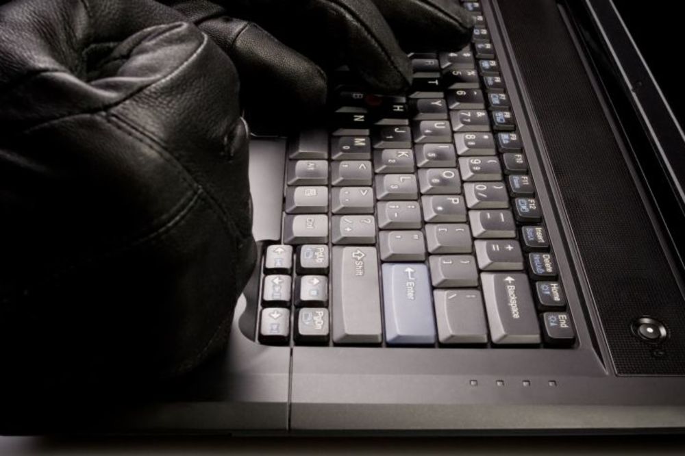 Ko su hakeri koji su otkrili Panamske papire? A pala je i prva žrtva (FOTO)