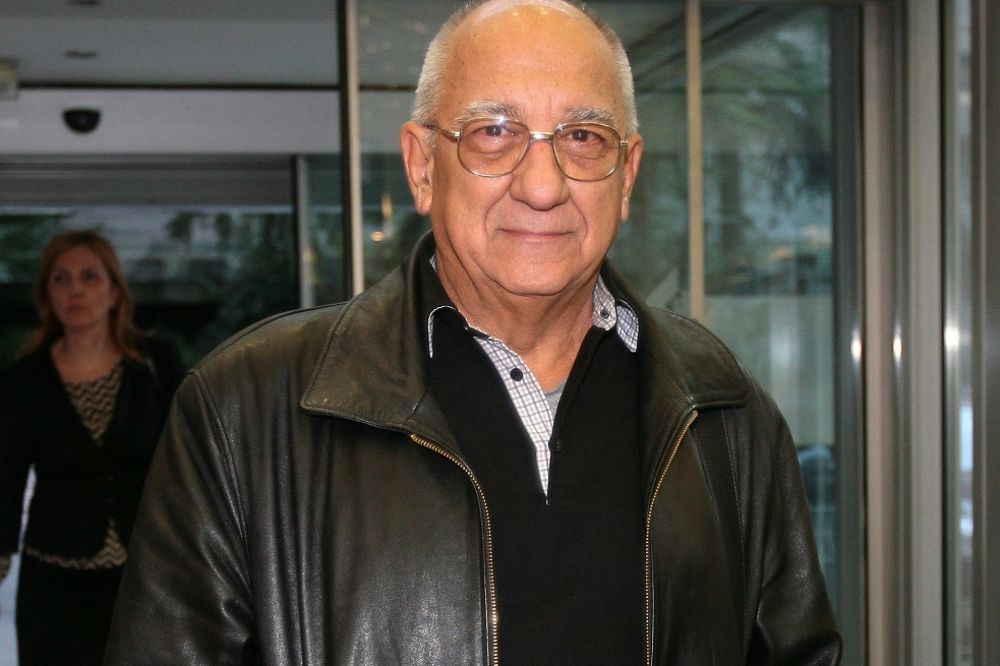 Po ove tri stvari cela Srbija pamti Kurčubića! Čupanje kragne nije jedna od njih! (VIDEO)