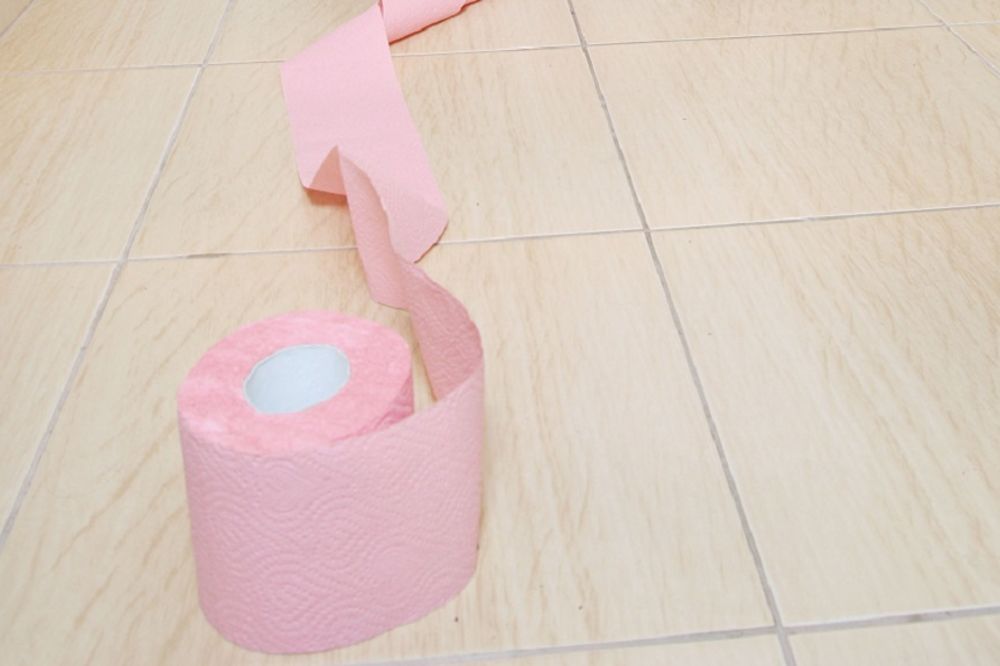 Dominantni ili ne? Šta način na koji postavljate toalet-papir govori o vama? (GIF)