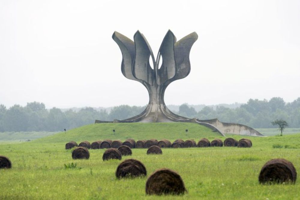 Skandalozno: Hrvati tvrde da su partizani u Jasenovcu pobili više ljudi nego ustaše!